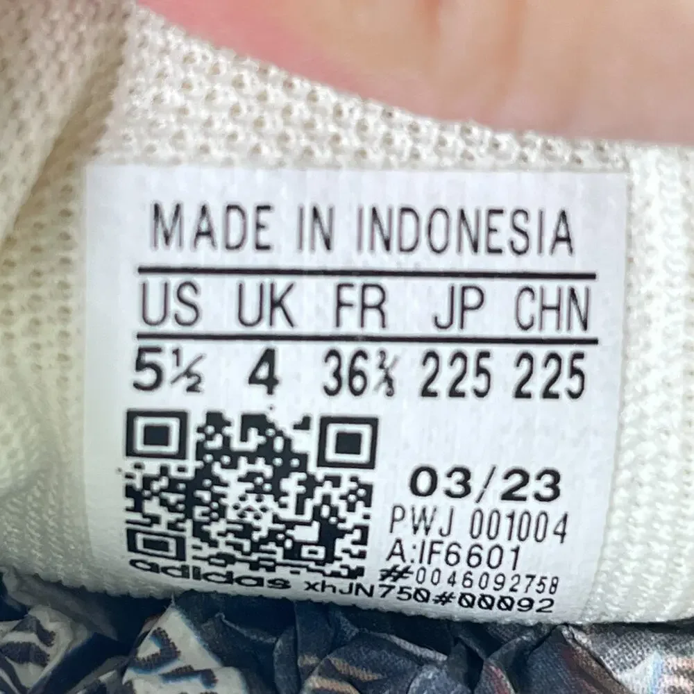adidas Kaptir Flow Off White Wonder Beige Running Shoes IF6601 Women's Size 5.5